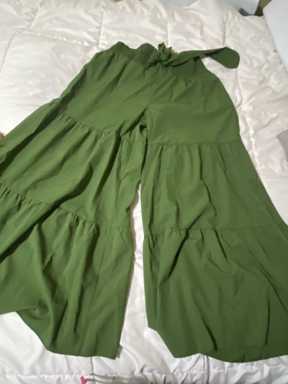 Women's Olive Green Tiered Wide-Leg Pant